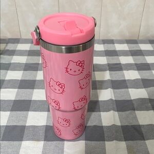 Hello kitty tumbler